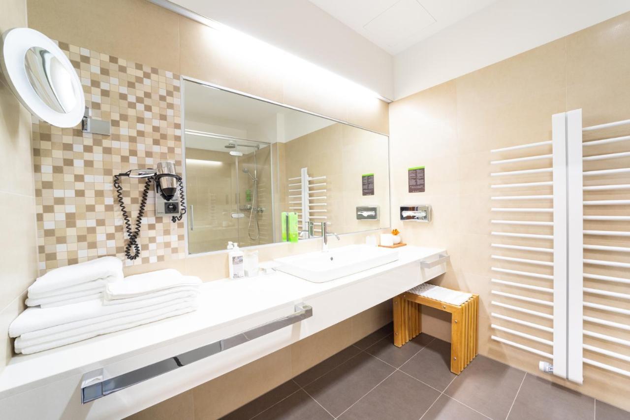 Hotel Jozef Idrija Extérieur photo