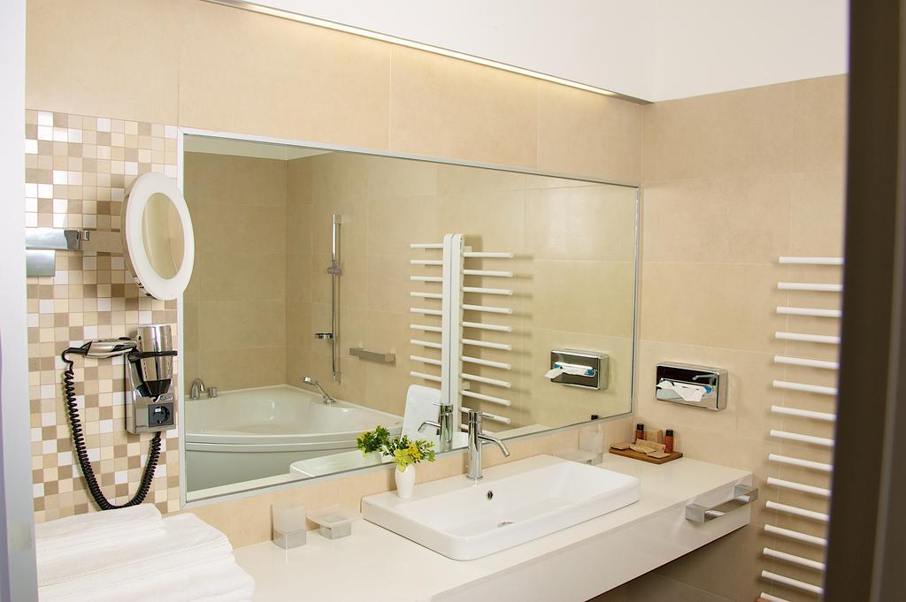 Hotel Jozef Idrija Chambre photo